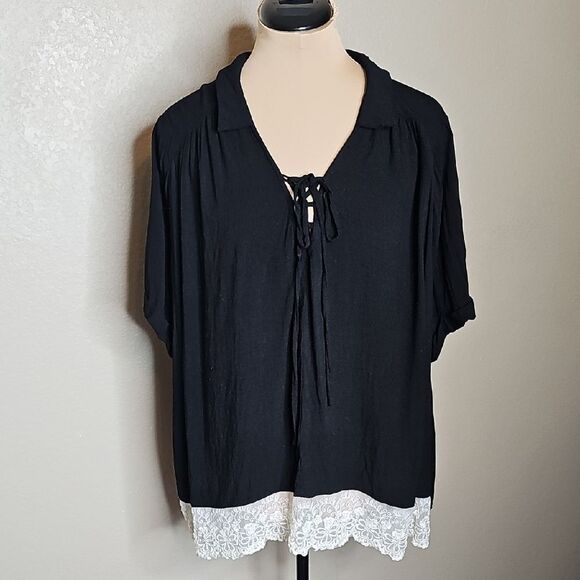 Umgee Black Tie Front Short Sleeve Peasant‎ Top With Ivory Lace Hem XL - Picture 1 of 9